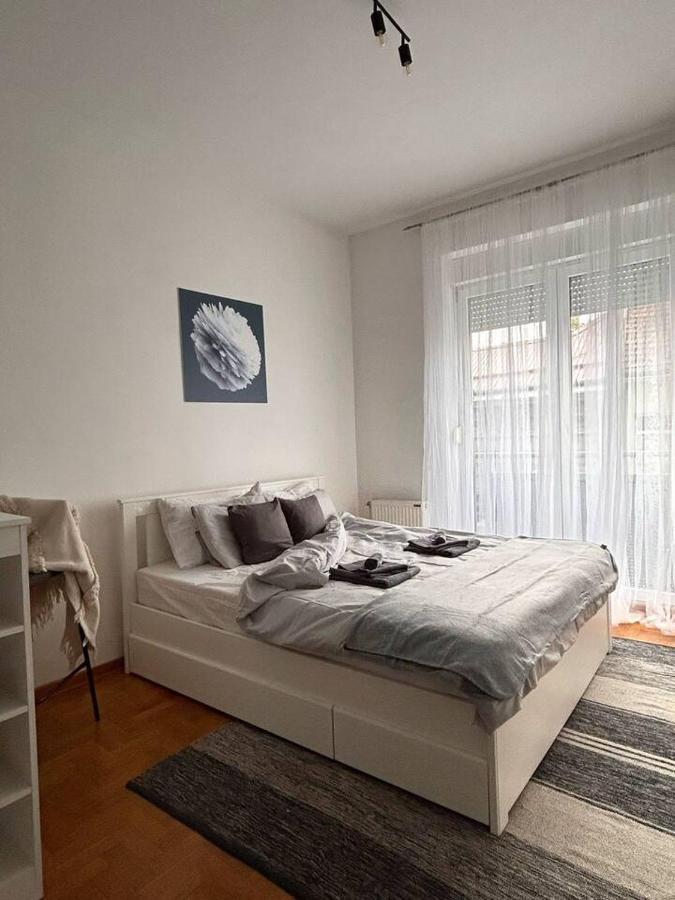 S11 Lejlighed Novi Sad Eksteriør billede